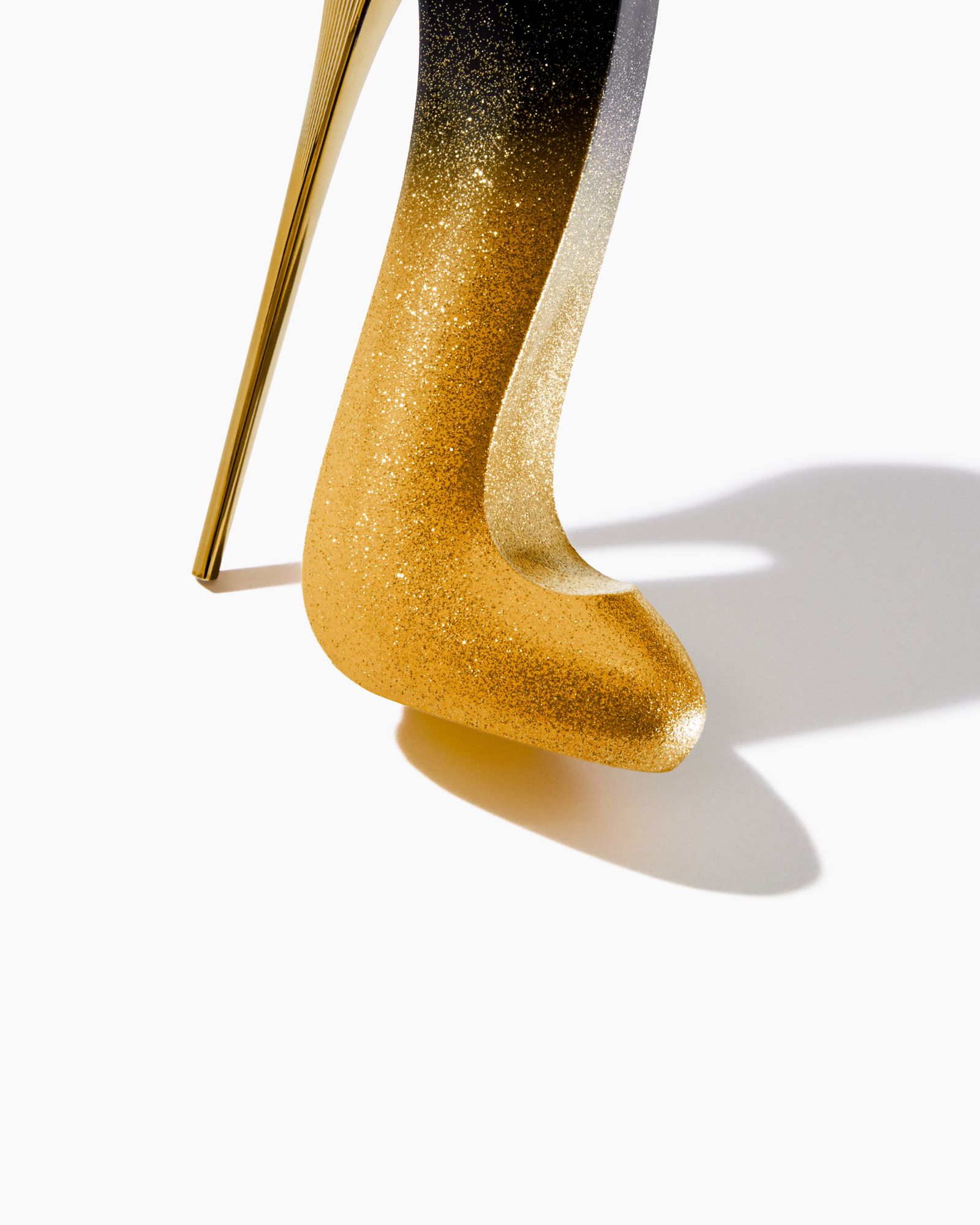 STUDIO BAKUZA CAROLINA HERRERA GOOD GIRL MIDNIGHT detail